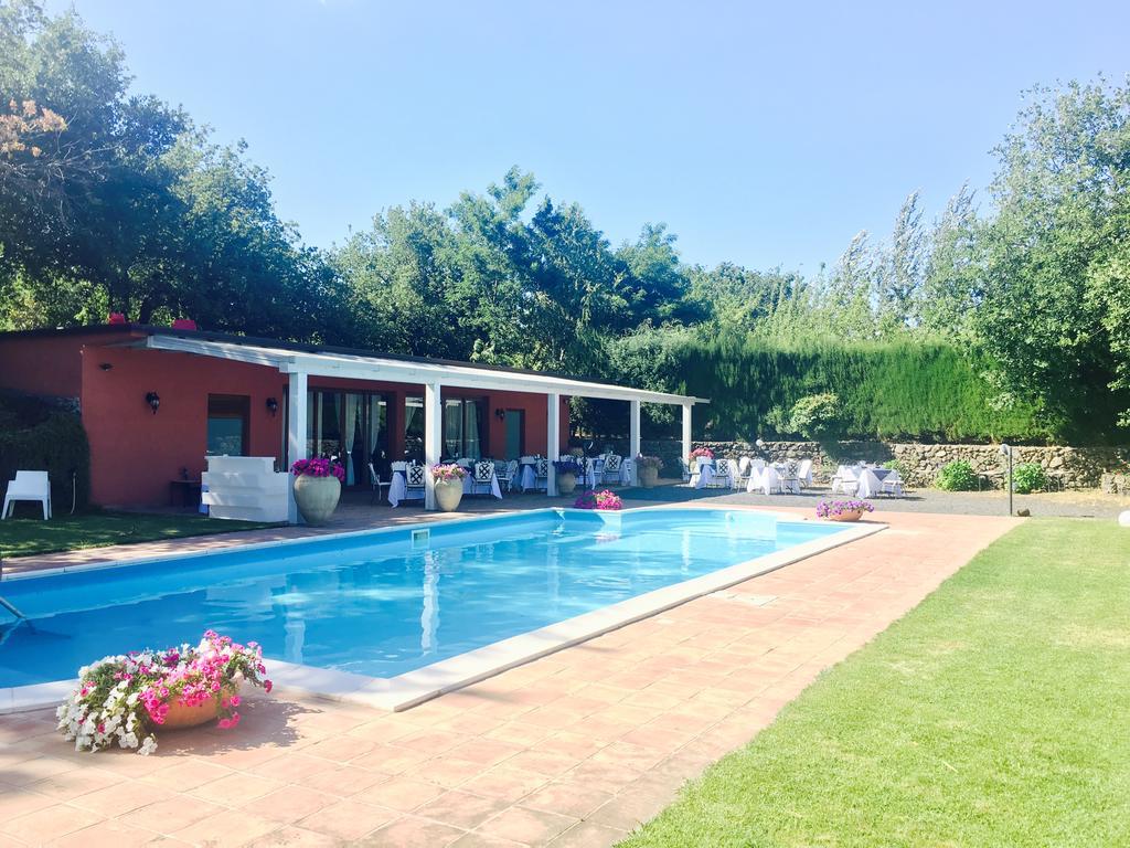 Bed And Breakfast Il Glicine Piedimonte Etneo Exterior photo